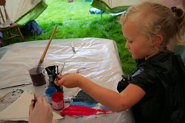 Workshops : 'Dress For Mess' at the Junior Banner Making Class