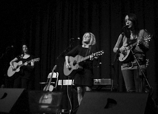 Hummingbird : Gloucester Arts Centre